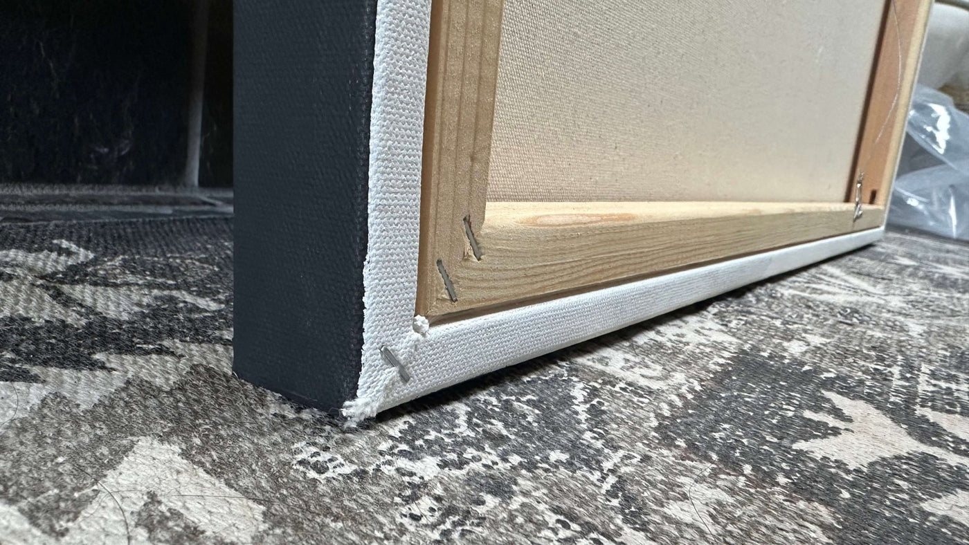 Quality canvas finished in black